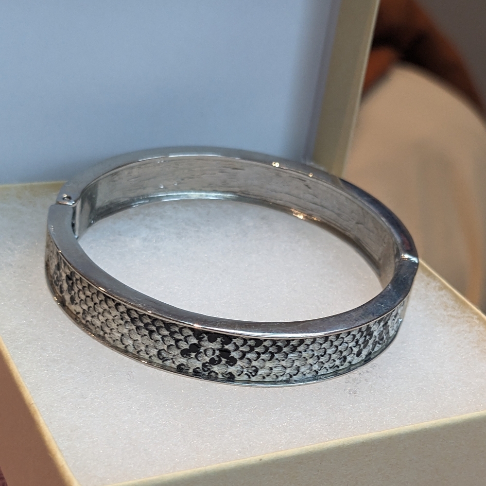 Mylah Snake Hinge Bracelet